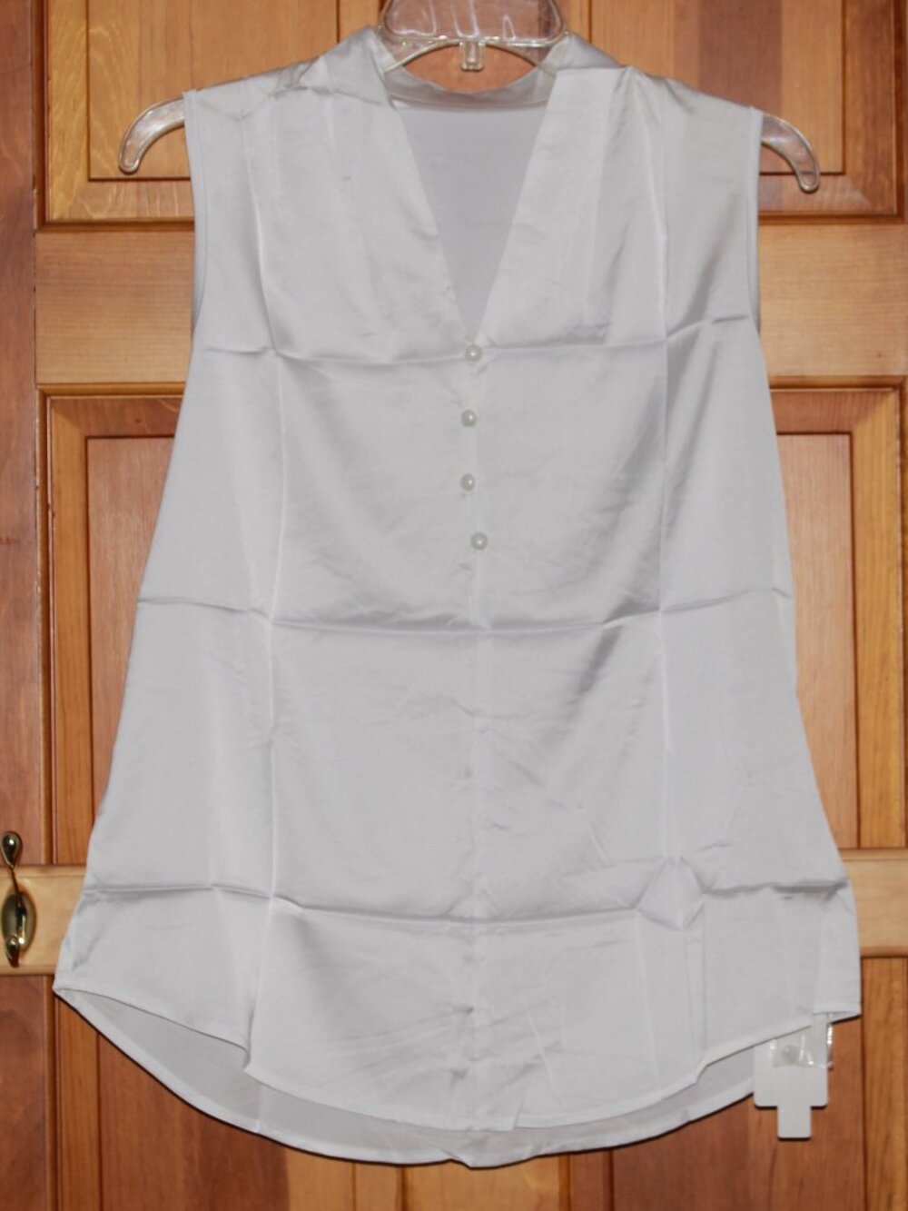 Lomon Faux Button V-Neck Tank Top